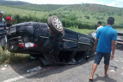 Acidente grave na Ba - 142 entre Tanhaçu e Anagé deixa uma vítima fatal
