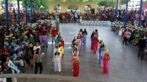 Ituaçuenses se encantaram com as apresentações de Ternos de Reis de várias localidades