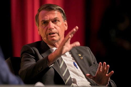 Bolsonaro faz alerta contra ‘invasão chinesa’ no Brasil