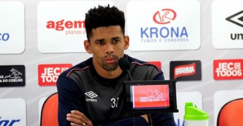 O maetinguense Naldo é o novo reforço da Ponte Preta para a nova temporada