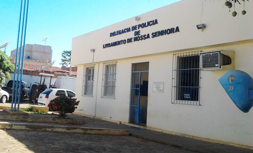 Cela de preso brumadense é incendiada na delegacia de Livramento