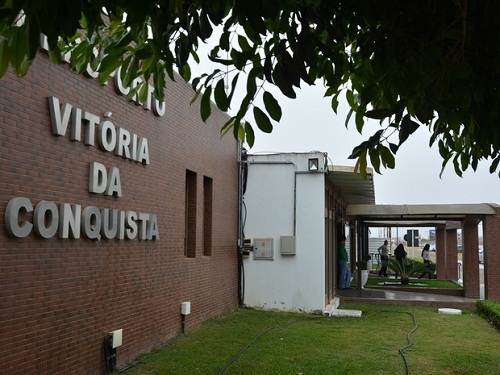 Mau tempo provoca cancelamento de voo em Vitoria da Conquista