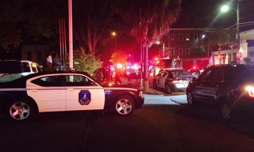 Atirador invade igreja em comunidade negra e mata nove; senador está entre vítimas