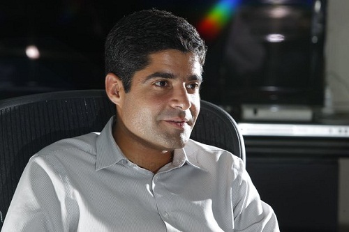 Pesquisa aponta que aprovação de ACM Neto é de 82%