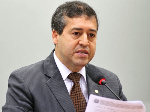 Governo vai propor mudanças na lei trabalhista até fim do ano, diz ministro