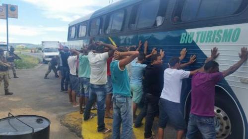 Polícia Rodoviária intensifica operações na BA - 148 e BR - 030 em Brumado