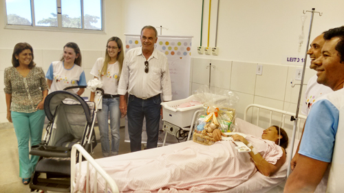 Prefeito participa ativamente da Semana do Bebê 2015