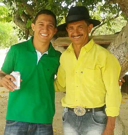 A alegria do Reencontro: brumadense reencontra o pai após oito de separação