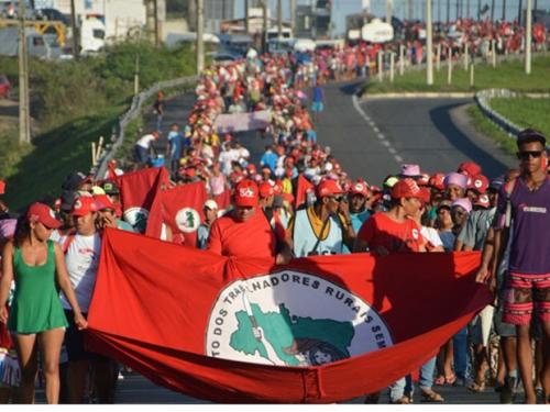 Com parada em Amélia Rodrigues, marcha do MST segue para Salvador
