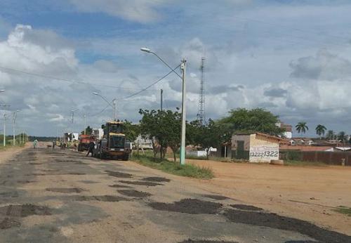 Começou a Operação tapa – buracos no trecho Brumado / Sussuarana