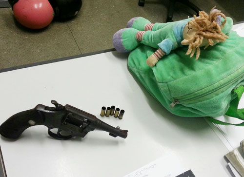 Achando que estava sendo traído, homem efetua cinco tiros no suposto amante da esposa