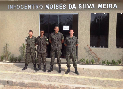 Integrantes do Tiro de Guerra conheceram a Biblioteca Pública Municipal e o Infocentro de Brumado 