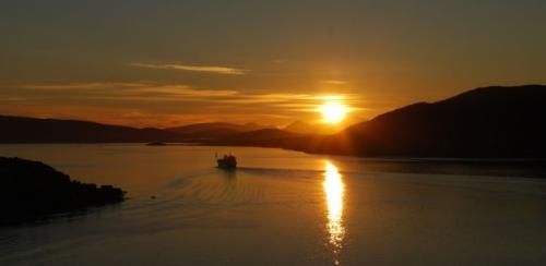 Horário de verão termina à 0h deste domingo (19)