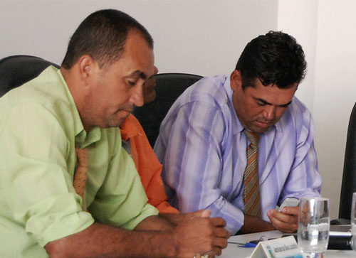 Oposição tenta impedir prefeito de tomar empréstimo, mas juiz nega liminar de suspensão