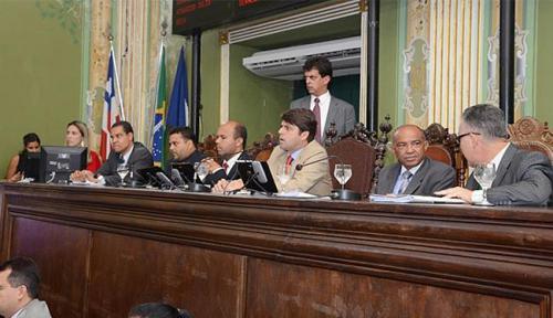 Salário de vereadores passará de R$ 15 mil para R$ 18,9 mil a partir de 2017