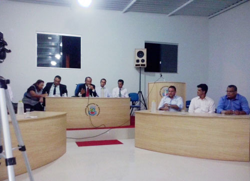 Maetinga ganha sede própria da Câmara de Vereadores; a inauguração contou com a posse do novo presidente