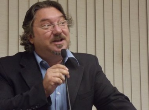 Luís Eduardo Magalhães: Vereador acusa prefeito de beneficiar empresa em licitações