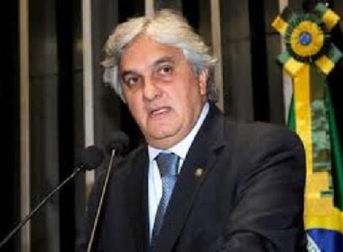 PF prende senador petista por tentar atrapalhar investigações da Lava Jato