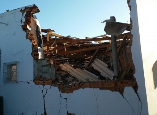 Gentio do Ouro: Bandidos atiram em casa de PMs e explodem banco