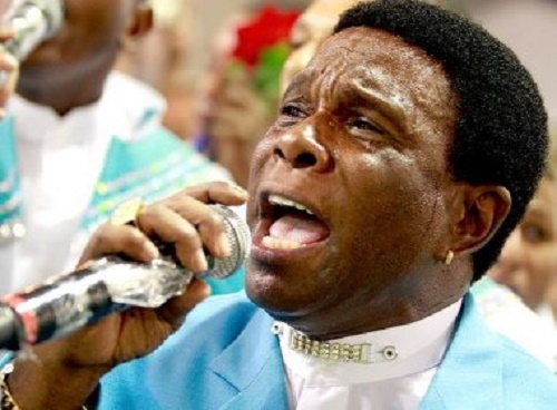 Neguinho da Beija-Flor se sente desmoralizado com cachê oferecido pela Friboi