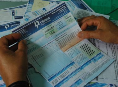 Conta de luz continuará com bandeira vermelha em outubro