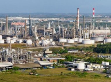 Camaçari: Vazamento de formol provoca evasão de operários em fábricas do Polo